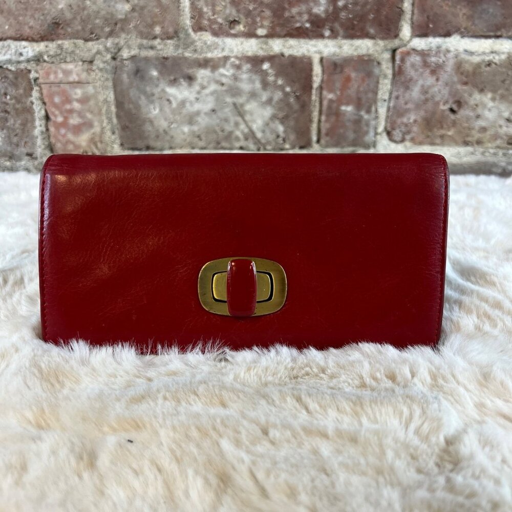 Vtg HOBO International 'Dora' Red Leather Clutch Wallet Turn Lock Closure